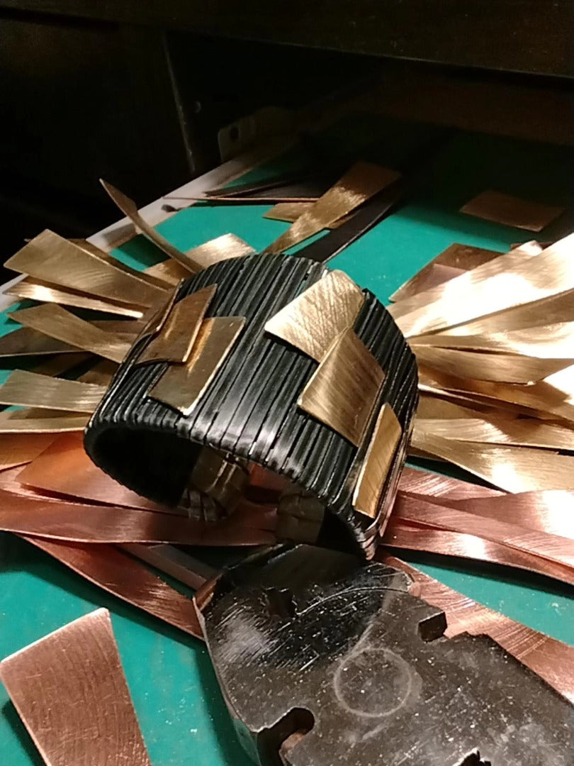 Kotor Ember Cuff